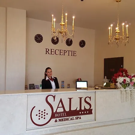 Salis & Medical